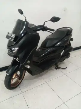 New N max 2022 hitam