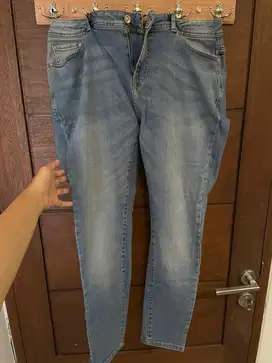 Dijual celana berskha men