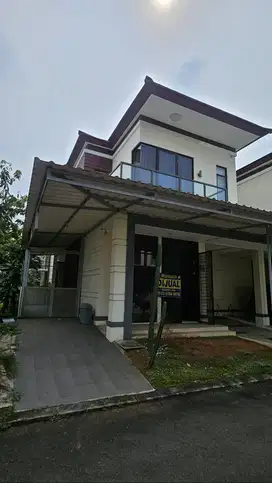 DIJUAL CEPAT – Rumah 2 Lantai Siap Huni di Cluster Enchanta, Lavon