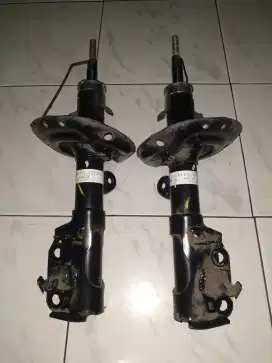 Shockbreaker depan Honda Jazz GK5