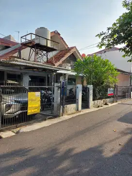RUMAH DIJUAL PETOGOGAN KEBAYORAN BARU