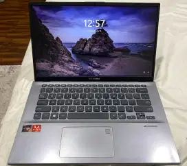 Asus Vivobook A412DA
Harga 4,8 bisa nego nih!!!