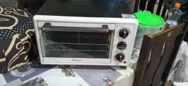 Oven listrik merek KIRIN