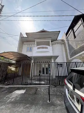 Rumah Tengah Kota Strategis di Jl. Taman Seteran Barat Semarang