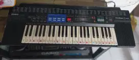 Piano keyboard Casio CT-470