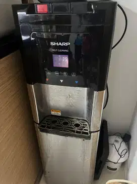 Dijual Dispenser air bukaan bawah merk Sharp
