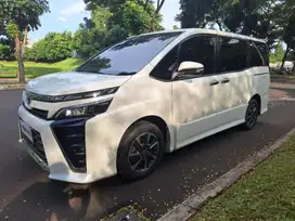 DP 5% Toyota Voxy 2.0 Bensin-AT 2020 BRE