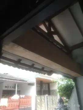 Rolling door besi