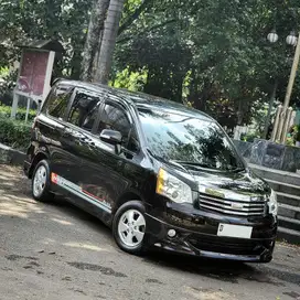 Toyota Nav1 V 2013 Tertinggi kilometer rendah