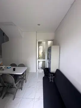 Dijual Rumah Cluster Malibu Village Gading Serpong Tangerang