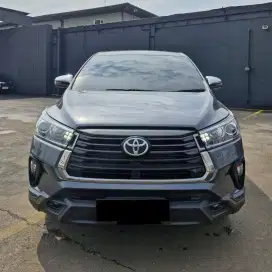 Toyota kijang Innova Venturer 2.4 AT 2022 km Antik
