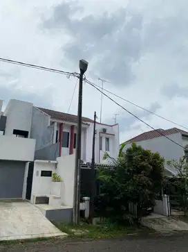Dijual Cepat Rumah 2lt Rapih Citra Gran Cibubur Siap Huni