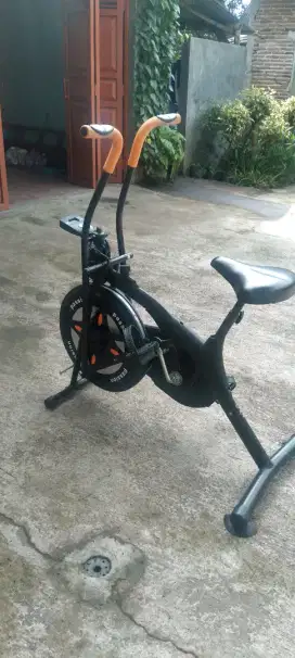 Sepeda fitness dijual