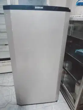 Kulkas Sanken normal blm pernah servis