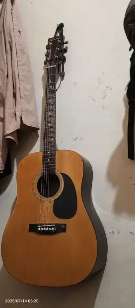 Gitar Akustik Caraya