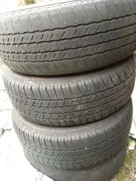 Di jual ban Bridgestone ring 18