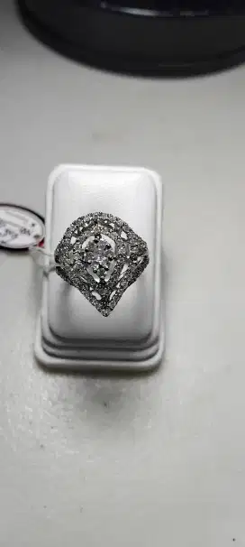 CINCIN BERLIAN IKATAN MAS