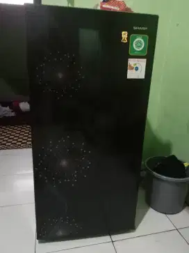 Kulkas sharp 1pintu