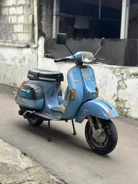 VESPA EXCLUSIVE 1 ORIGINAL PAINT