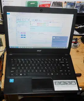 Laptop acer 14 Z1402 Mulus slim
