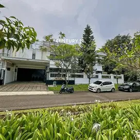 Dijual Rumah Posisi Hook  Depan Taman Di Sektor 9 Bintaro