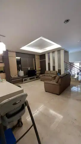 Rumah Mewah Strategis Pusat Kota di Ciumbuleuit Bandung
