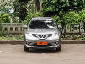 NISSAN XTRAIL 2.5 AT 2015