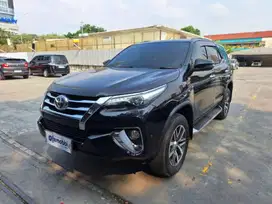 DP 5% Toyota Fortuner 2.4 4x2 VRZ Solar-AT 2021 7JI
