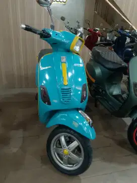 PIAGGIO VESPA S 125 2015 PERFECT CONDITION