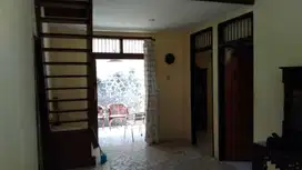 Dijual Rumah Jl. Wr Supratman Ciputat