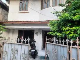 Dijual Rumah &  Kos-kosan Cocok Untuk Business Di Cikini, Jakpus