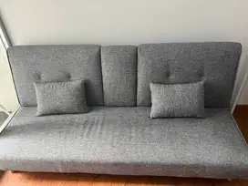 Sofa Bed Berkualitas - Multifungsi, Nyaman & Stylish – Kondisi Mulus!