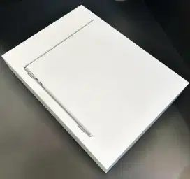 Macbook M2 16/256GB New Garansi Resmi iBox Bisa Kredit