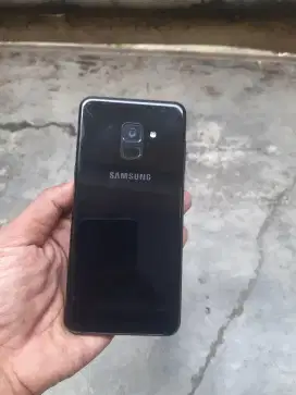 Samsung a8 support NFC