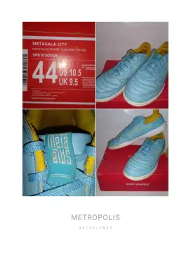 Sepatu futsal merk metasala