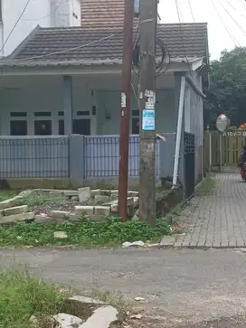 Dijual Rumah di Ciomas Dekat Jalan Raya