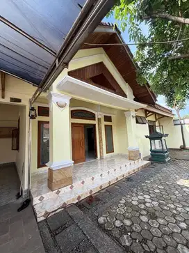 JUAL RUMAH BAGUS DAN LUAS (TURUN HARGA)