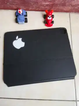 Apple Magic Keyboard Ipad Pro 12.9 inci