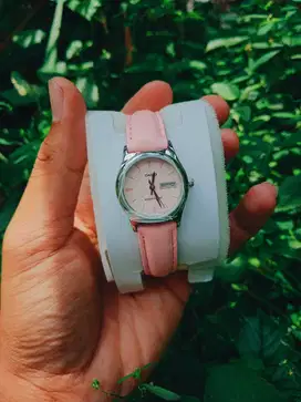 Jam tangan casio V006L