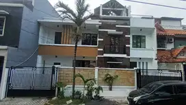 Rumah babatan pratama wiyung, dekat royal residence wisata bukit mas