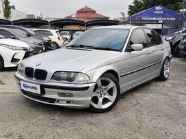 Pajak Panjang - BMW 318i 1.9 E46 Sedan Bensin-AT 2000