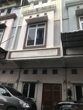 Townhouse murah pancing