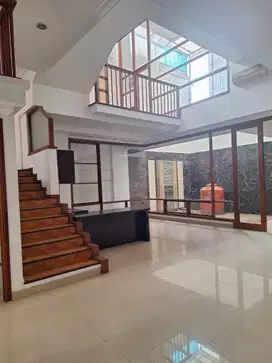 Dijual Rumah di Bandung, di perum Singgasana Pradana