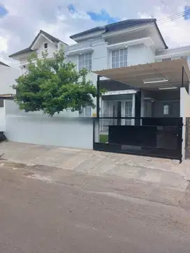 Di Jual Rumah Di Boulevard Serpong Park Serpong Utara Tangerang Selata