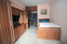 Sewa apartemen dekat UNPAD bisa bayar bulanan lantai 2 hadap Timur