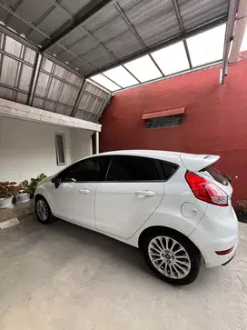 Ford Fiesta 2014 Bensin