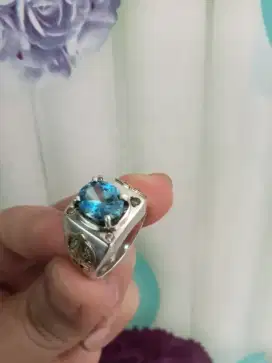 Dijual batup permata blue topaz