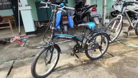 Jual Sepeda Highwind hitam biru