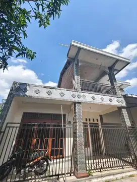 Rumah 2 Lt di Perum Koveri Jl. Mega Raya, Beringin, Ngaliyan