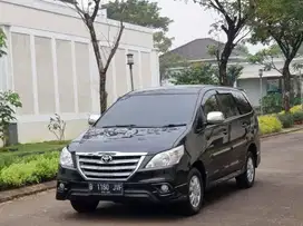 Innova 2014 G AT Bensin - Toyota Innova G Bensin - Toyota Innova 2014